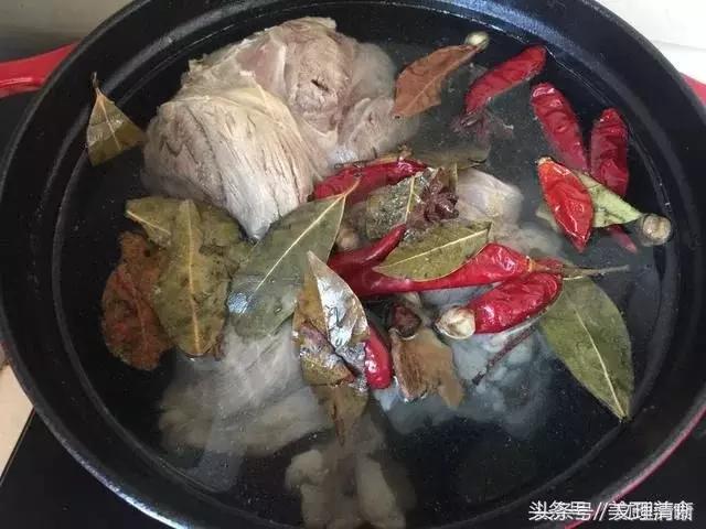 在家做酱牛肉超级入味的简单做法 快转走过年用！