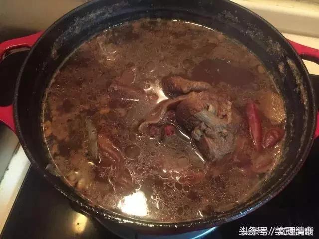 在家做酱牛肉超级入味的简单做法 快转走过年用！