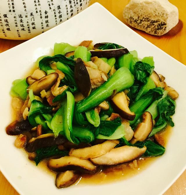 青菜炒香菇怎么做好吃