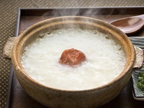 宝宝肠胃感冒饮食吃啥(宝宝肠胃感冒吃什么食物)-第1张图片-鲸幼网