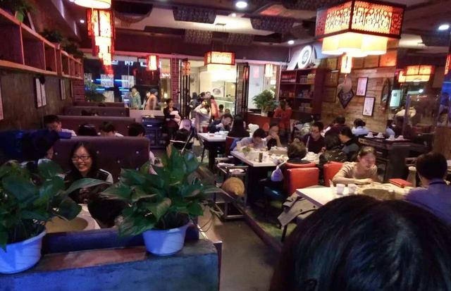 实体店老板不懂营销策划没关系！学会4招营销手段，躺着也能赚钱