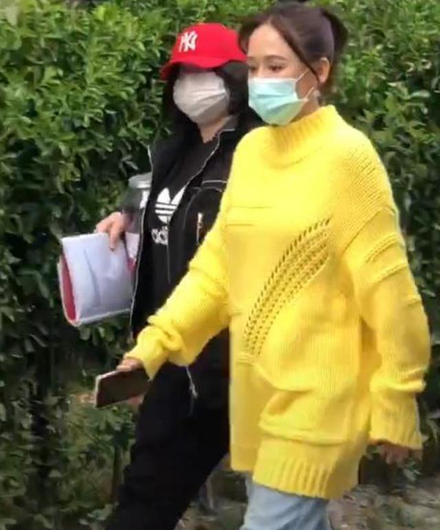 陈乔恩否认怀孕说了什么 陈乔恩被拍照片衣服十分宽松怀孕即视感